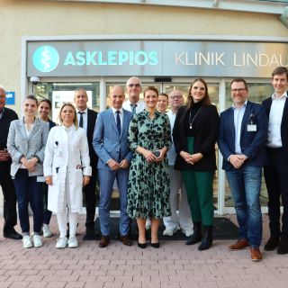 Gesundheitsministerin Judith Gerlach zu Besuch in der Asklepios Klinik Lindau
