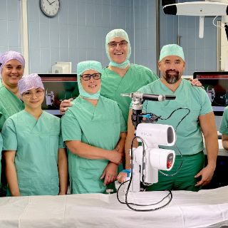 Knie Roboter