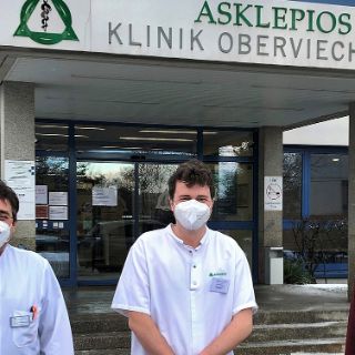 Chefarzt Dr. Christian Glöckner, Paul Wenker und Klinik-Managerin Jana Humrich 