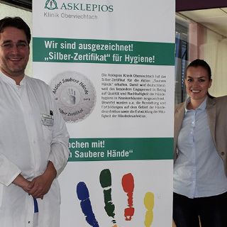 Silberzertifikat „Saubere Hände“ für die Asklepios Klinik Oberviechtach
