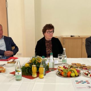 Ministerin Petra Grimm-Benne besucht Asklepios Klinik Weißenfels