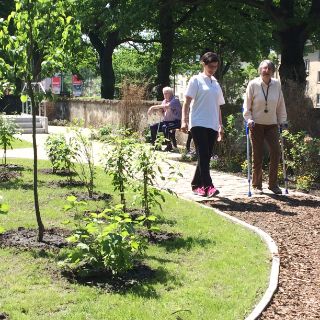 Neuer Therapiegarten am Standort Heidberg