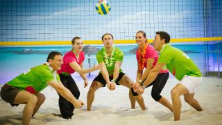 Asklepios Team beim Beachvolleyball