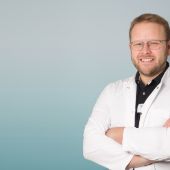 Dr. David Kraft