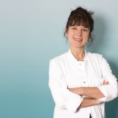 Dr. med. Enikö Julia Manz