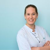 Dr. Julia Schmeck