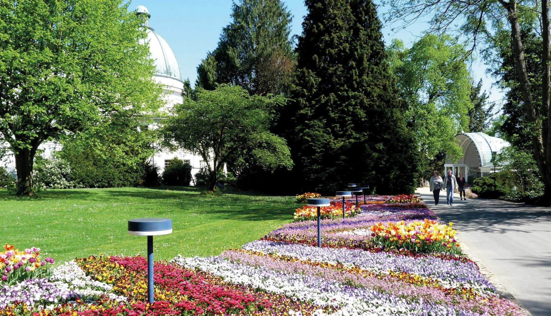 Das Motiv zeigt den Kurpark Bad Wildungen
