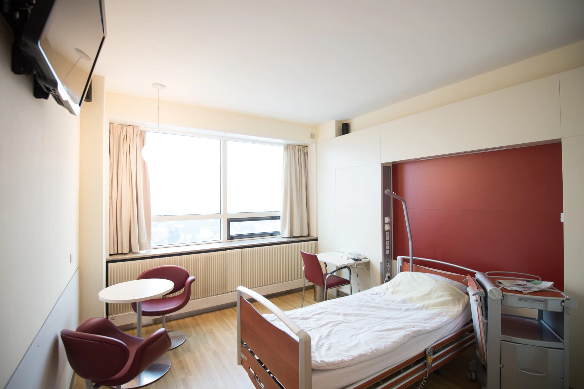 Auf unserer Palliativstation begrüßen wir Sie in modernen und hellen Zimmern.