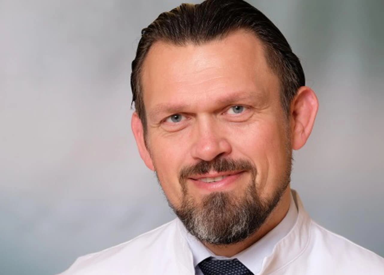 Bild: Portarit Dr. Meyer