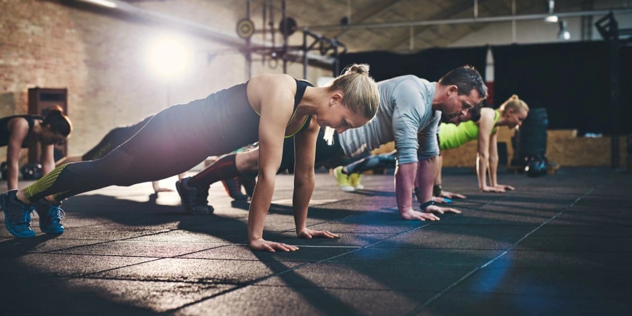 Bild: Menschen beim Sport