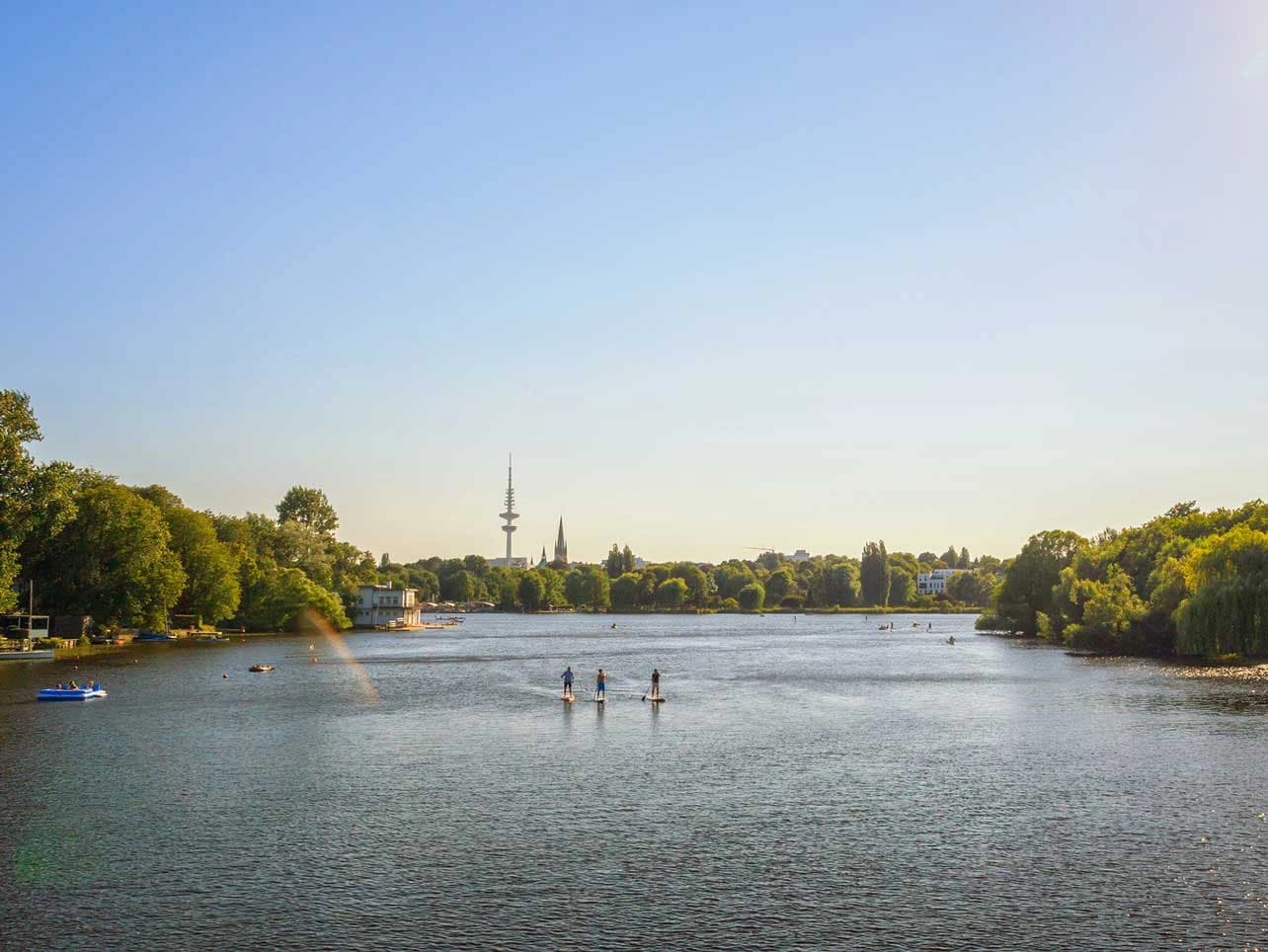 Bild: Stand-Up-Paddler auf der Hamburger Alster