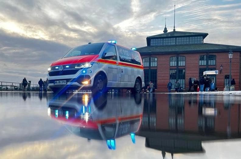 Bild: Einsatzfahrzeug NEF 15 DRK