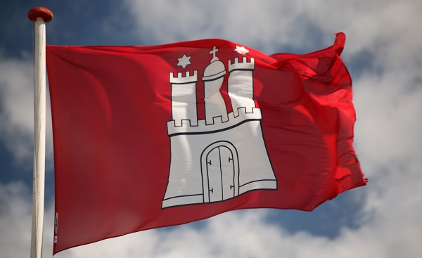 Hamburger Flagge Bild: fotolia_728679_subscription_xl.jpg