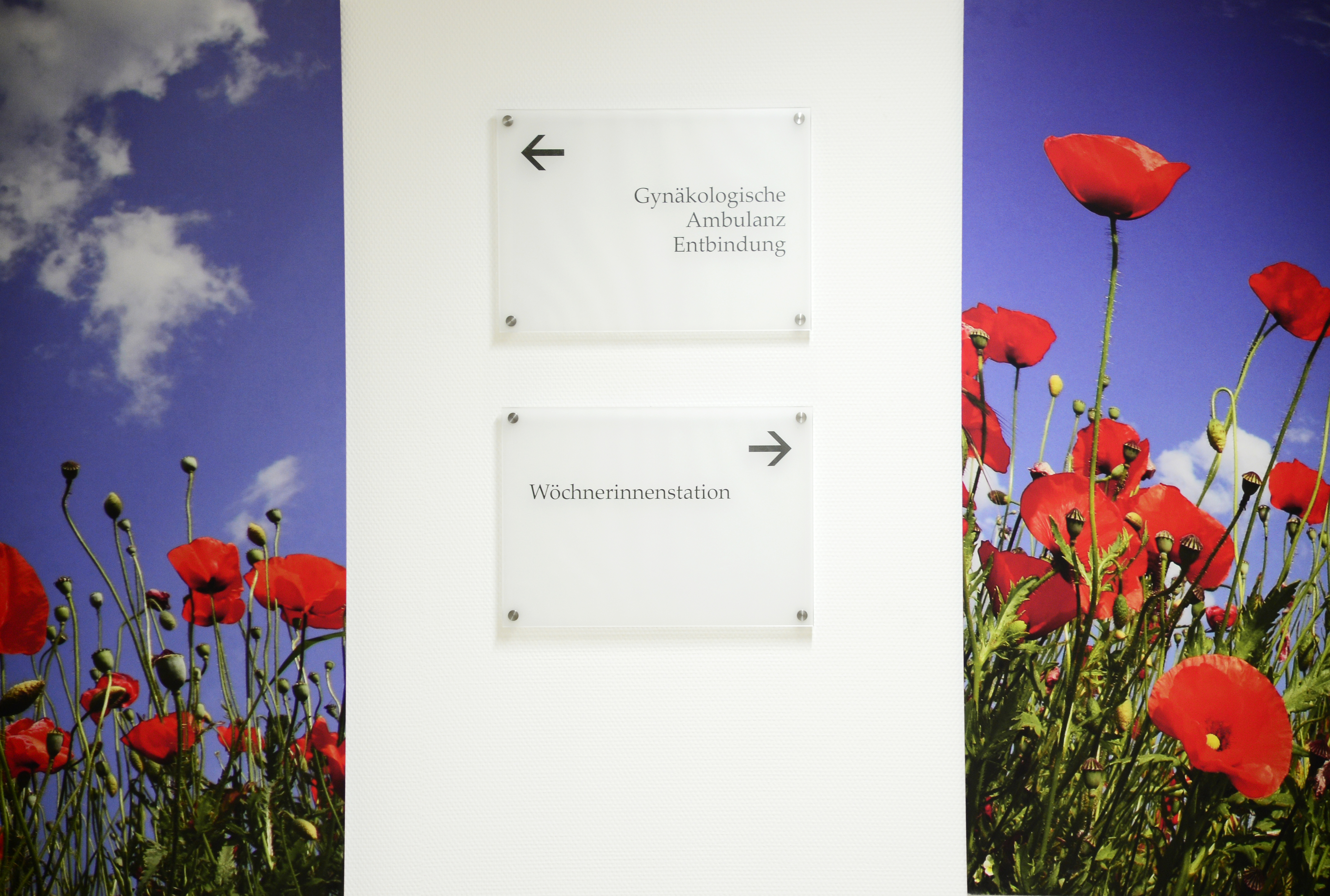Wegweiser Geburtenstation _LFA8450