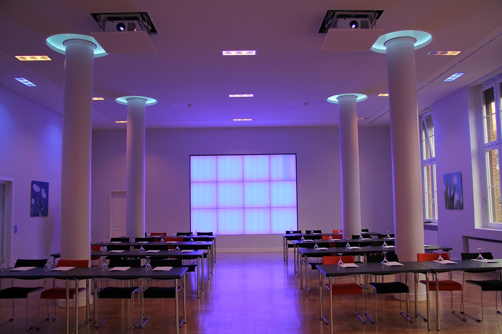 Georgie Konfenrenzsaal Georgie Konfenrenzsaal
