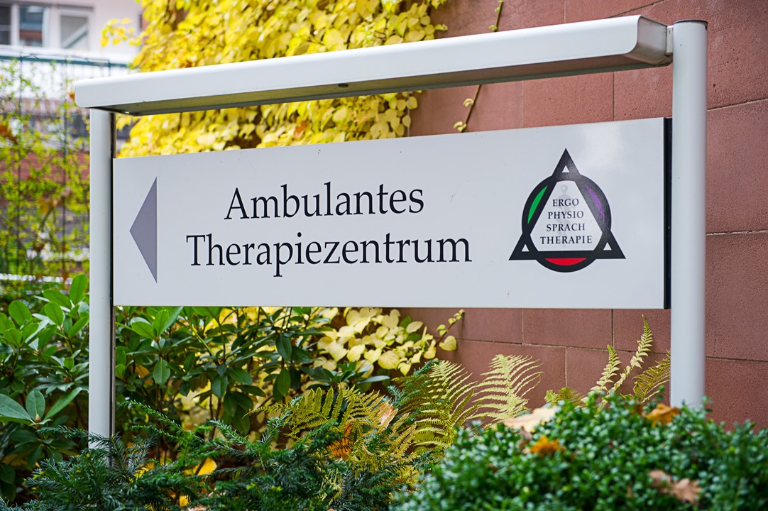eingang-schild-atz Eingang ATZ