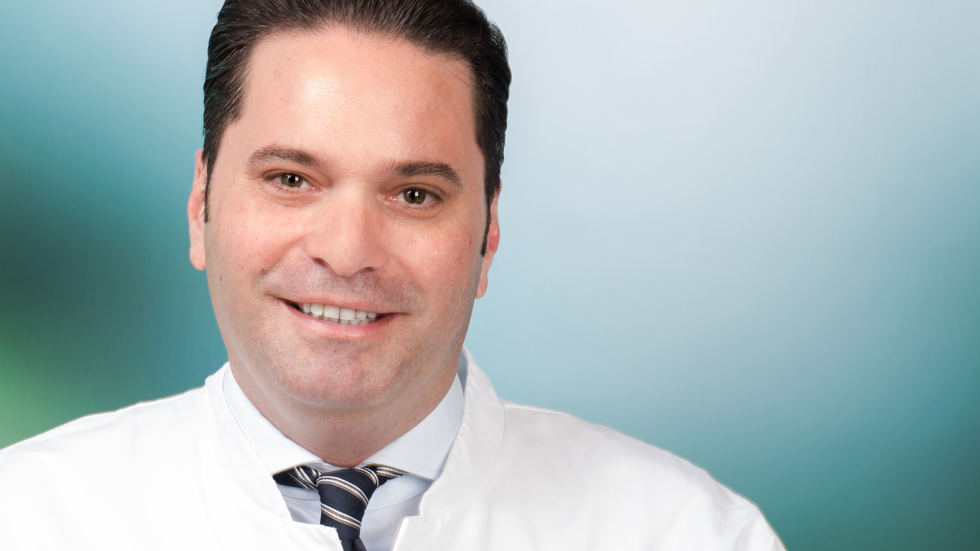 PD Dr. med. Thilo Schwandner PD Dr. med. Thilo Schwandner, Chefarzt der Klinik für Allgemein- und Viszeralchirurgie, Asklepios Klinik Lich GmbH