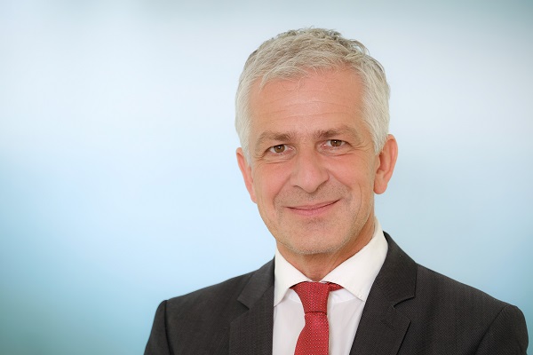 Prof. Dr. med. Dirk Arnold Bild: Prof. Dr. med. Dirk Arnold