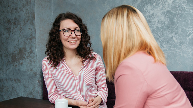 Frauen im Gespräch Bild von Frauen im Gespräch