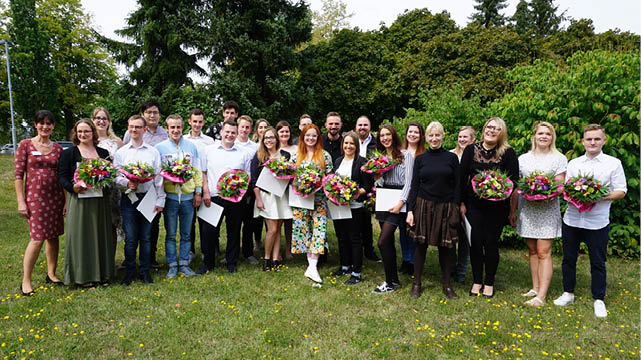K14 nach der Zeugnisübergabe Der K14 auf dem Abschlussfoto