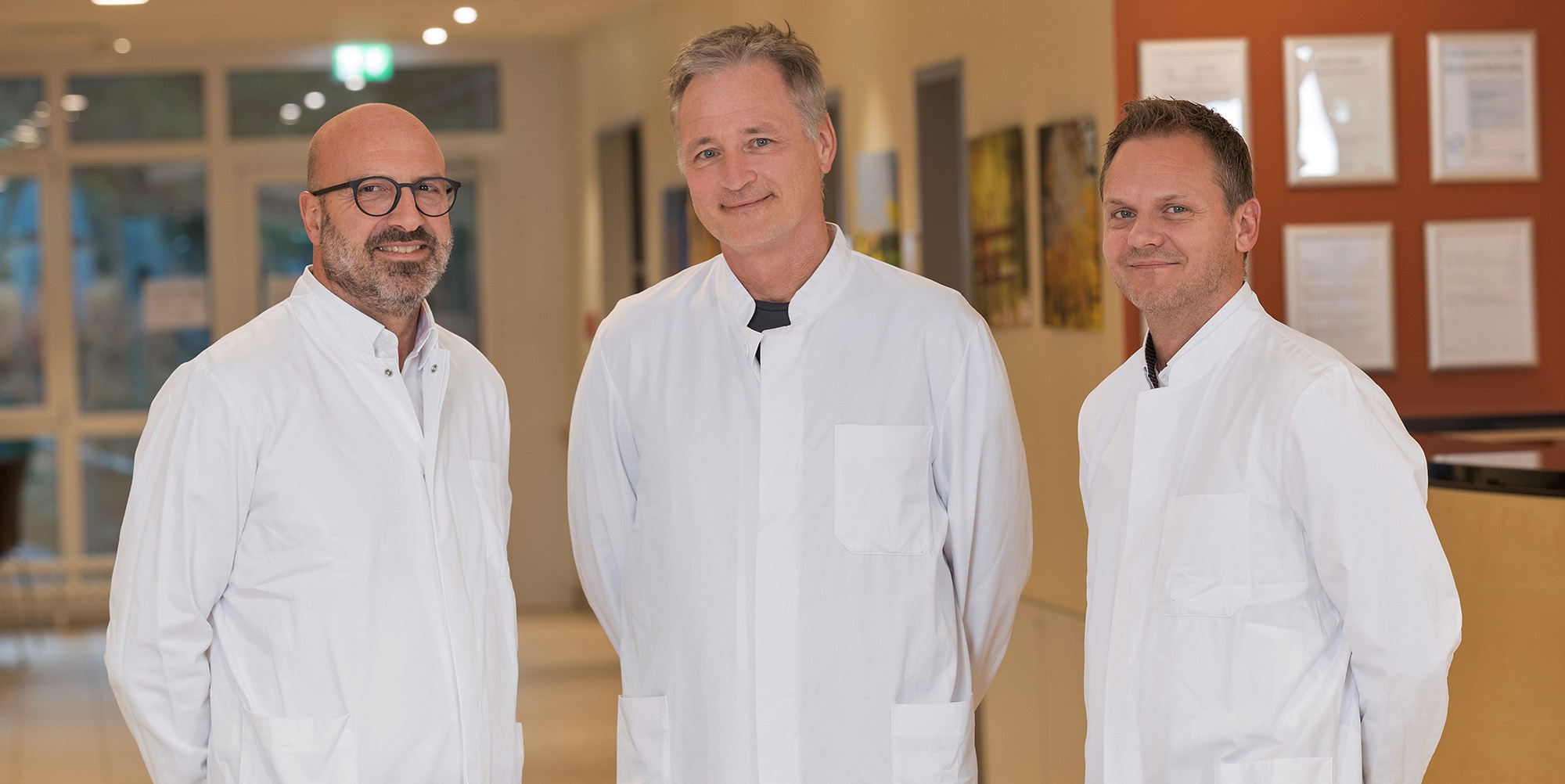 Dr. Thorsten Cedl, Dr. Gary Haller und Marc Philippbaar (v.r.) Dr. Thorsten Cedl, Dr. Gary Haller und Marc Philippbaar (v.r.)