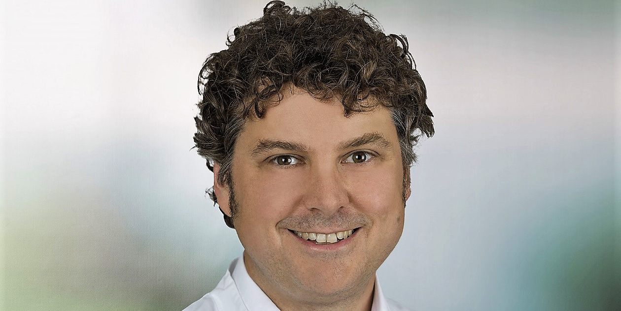Dr. Josef Zäch Dr. Josef Zäch