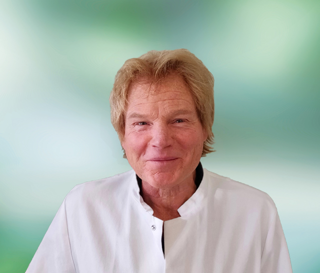 Dr. Nikolaus Reinhard Dr. Nikolaus Reinhard