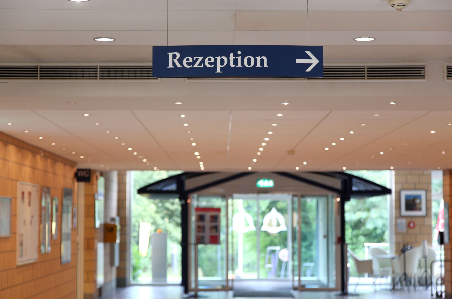 Empfangsbereich Asklepios Fachklinikum Teupitz Bild: Empfangsbereich Asklepios Fachklinikum Teupitz