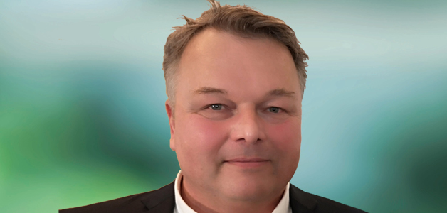 Chefarzt Cetin Kocaer, Abteilung Gefäßchirurgie und endovaskuläre Chirurgie Hier war ein Bild Cetin Kocaer