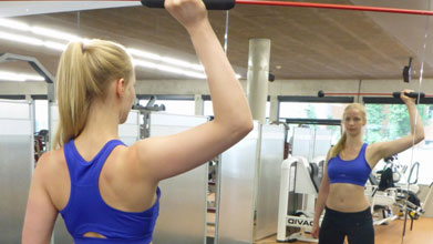 Exzentrisch-propriozeptives Krafttraining mit dem FLEXI-BAR® Exzentrisch-propriozeptives Krafttraining mit dem FLEXI-BAR®