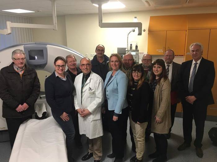 SPD-Politiker aus dem Wetteraukreis informieren sich jetzt über die Asklepios Klinik in Bad Salzhausen, Foto: SPD Dieses Bild konnte nicht geladen werden.