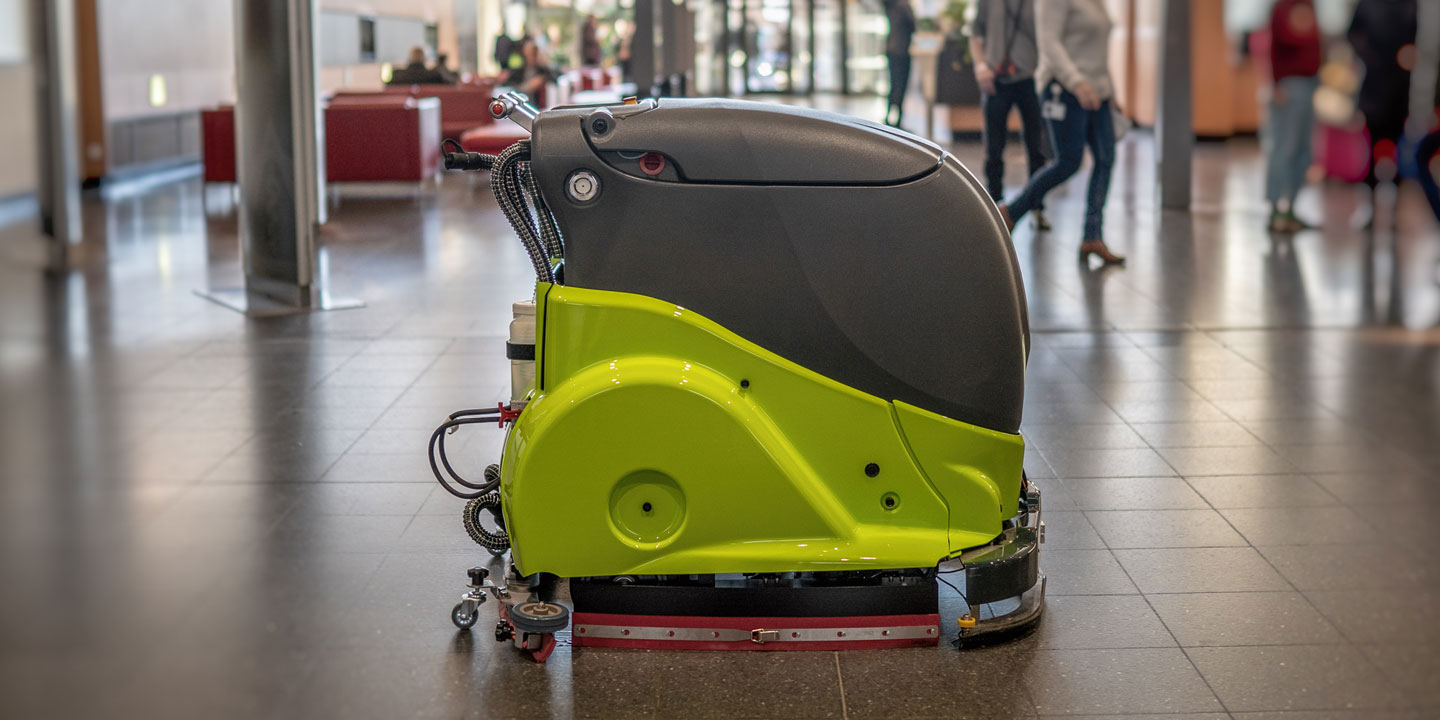 Der autonom reinigende Service-Roboter „Adlatus“ im Foyer der Asklepios Klinik Barmbek Foto des Der autonom reinigenden Service-Roboters „Adlatus“ im Foyer der Asklepios Klinik Barmbek