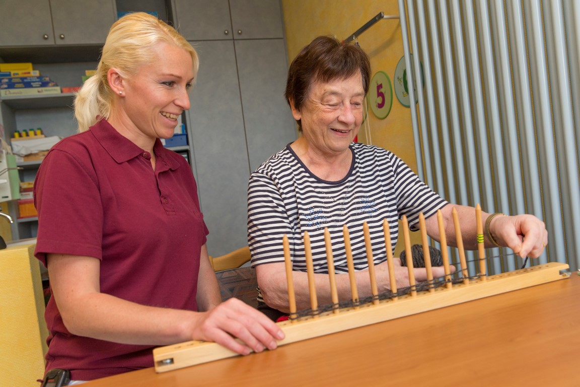 Ergotherapie Bild: Übungen in der Ergotherapie