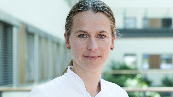Barmbek Allgemeinchirurgie Dr. Maghsoudi Ansprechpartnerin Speiseröhrenchirurgie Dr. Maghsoudi Ansprechpartnerin Speiseröhrenchirurgie